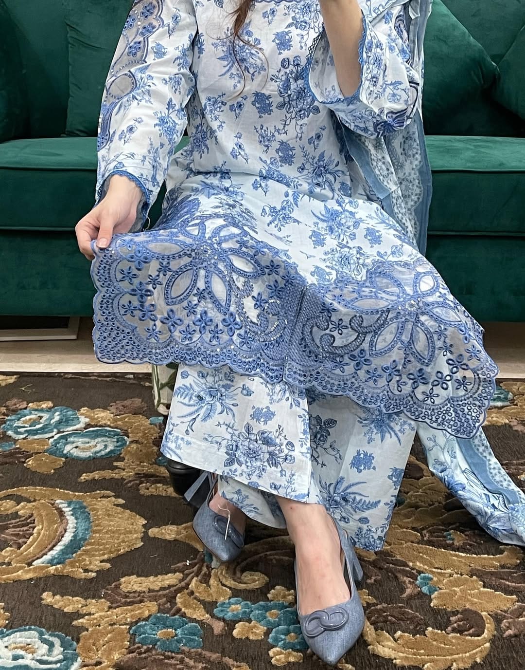 ✨Elegant Floral 3-Piece Suit with Beautiful Cutwork Embroidery✨