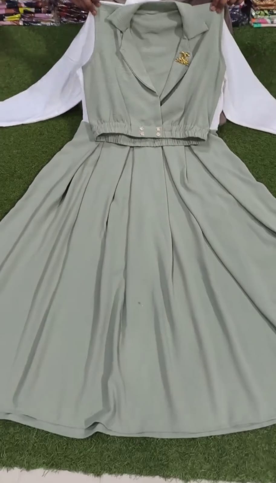 Stylish exclusive gown with Koti (solid colour)