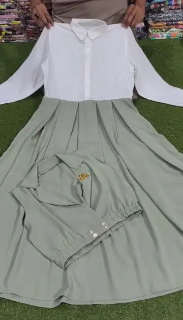 Stylish exclusive gown with Koti (solid colour)